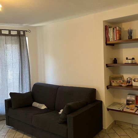 Apartmán Un Passo Dal Castello Barolo Exteriér fotografie